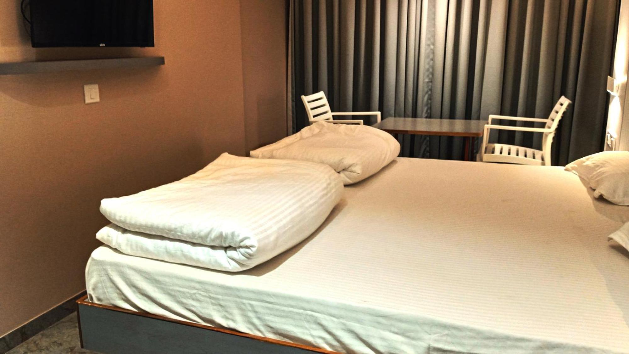 Hotel Ramniwas Jalgaon Esterno foto